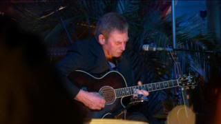 10 85 - Yusuf Islam (Cat Stevens) - Yusuf's Cafe Session  (2007) [DVD9] [NTSC] [VH]