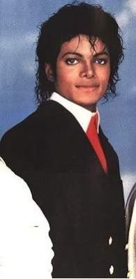 -3-Michael-so-lovely-michael-jackson-11128536-195-400.jpg