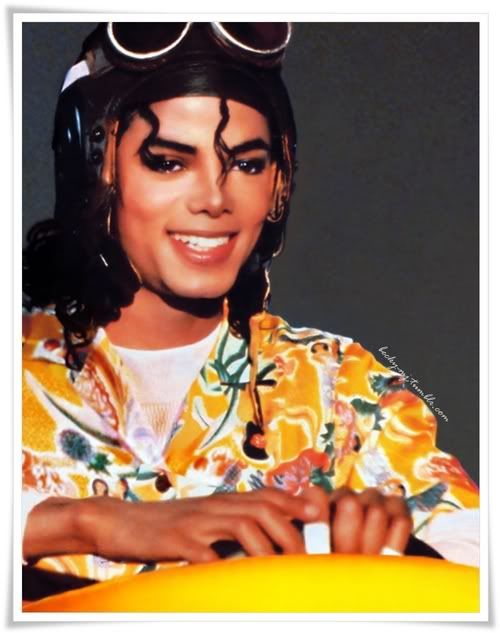 rare-michael-jackson-31539103-500-633.jpg