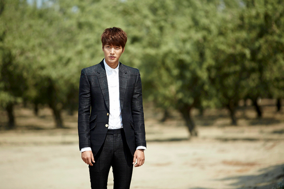  photo kimtan2_zps45c8b143.png